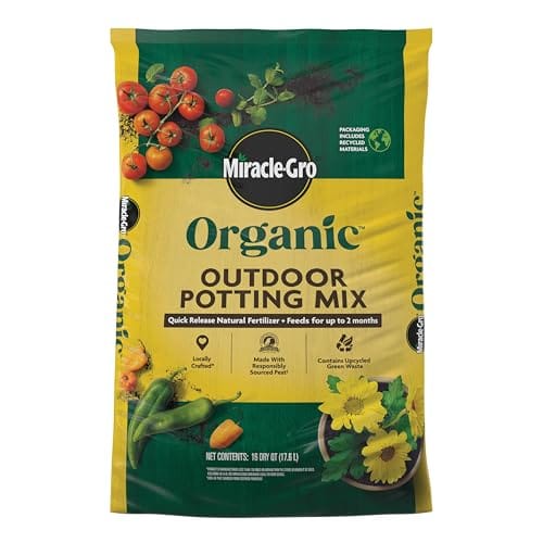 Miracle-GRO Organic Outdoor Potting Mix, for Outdoor Container Plants, Contains Quick-Release Natural Fertilizer, OMRI Listed, 16 qt.